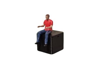 ATLAN32098_ROUGE - Chauffeur en pantalon et t-shirt rouge