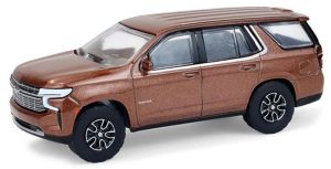 GREEN35300-E - CHEVROLET Thoe 2022 marron métallique de la série BLUE COLLAR sous blister