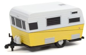 Caravane jaune et blanche 1959 de la série HITCHED Homes sous blister