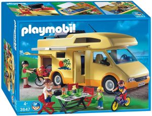 Famille avec Camping Car