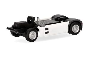 HER086325 - MAN TGX chassis 2 essieux avec coffre à batterie et carénage latéral - 2 pièces à assembler