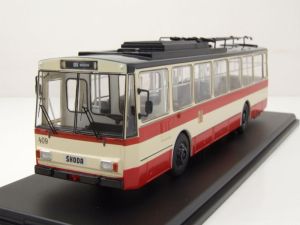 PRX47171 - SKODA 9 TR bus Plzen Cz beige et rouge
