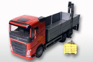 VOLVO FH rouge porteur 6x4 avec grue de déchargement