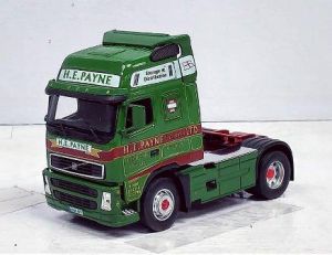 CAR569/014T - VOLVO FH12 4x2 "H.E.PAYNE" vert