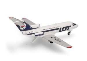 HER573139 - YAKOVLEV Yak-40 LOT Polish Airlines
