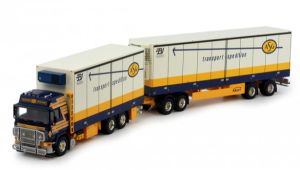 TEK75715 - VOLVO F12 GL 6x4 porteur avec remorque frigo 2+2 Essieux ASG UPPMAN