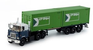 TEK81194 - MACK F700 6x4 GROENENBOOM avec porte container et 2 Containers CP SHIPS