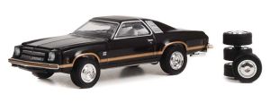 GREEN97130-B - CHEVROLET chevelle Laguna S3 1976 avec pneus de rechange de la série THE HOBBY SHOP sous blister