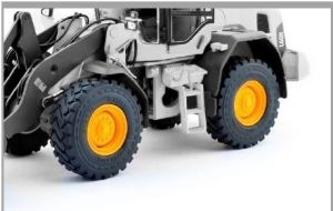 AT3200124 - 4 Pneus MICHELIN 20.5R25 XHA2