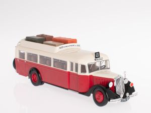 CITROEN Type 45 de 1934 rouge et blanc