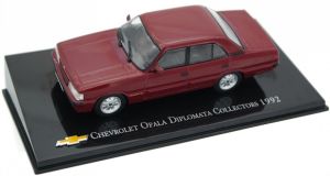 MAGCHEVYOPALA92 - CHEVROLET Opala Diplomata Collectors 1992 berline 4 portes rouge