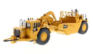 DCM85175 - Scraper CATERPILLAR 657G avec conducteur