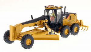 DCM85189 - Niveleuse CATERPILLAR 14M et conducteur