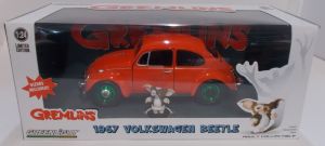 VOLKSWAGEN Beetle 1967 de Billy Peltzer du film Gremlins jantes vertes version Green Metal avec figurine Gizmo incluse