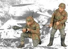 Soldat allemand casseurs de chars Normandie 44