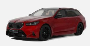 GT964 - BMW M5 Touring 2025 Rouge feu