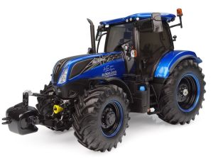 UH6744 - NEW HOLLAND T7.225 2 millionnième Basildon tractors