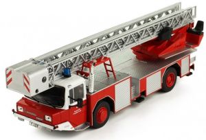 Miniature Camion Pompier IxoModels – Krupp DL 52 – 1/43 – Échelle Grande – Rouge
