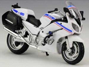 MST32306-C - YAMAHA FJR 1300A Blanche et bleue - Police