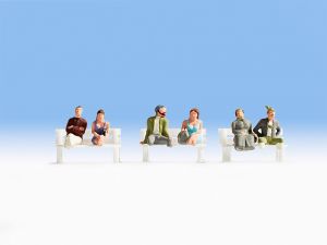Passagers de bus assis