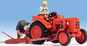Tracteur FAHR avec figurines