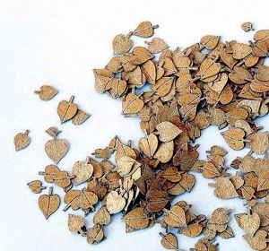 Feuilles de tilleul jaunes miniatures de 4 mm pour diorama