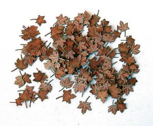 Feuilles d'érables rouges miniatures de 3mm pour diorama