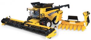 NEW HOLLAND CR8.90 avec bec Maïs repliable – Série Prestige