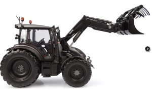 UH6746 - VALTRA G135 avec chargeur gris titanium