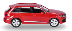 HER028448-003 - AUDI Q7 rouge