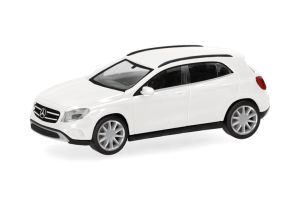 HER028318-002 - MERCEDES BENZ GLA classe blanc