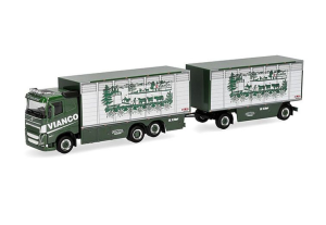 HER320832 - VOLVO FH FD 6x2 transport de bétail avec remorque 1+1 essieux VIANCO