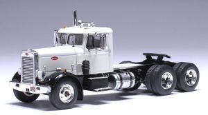 IXO-U64TR003 - PETERBILT 281 6x4 1955 Blanc avec ailes noir - USA EDITION