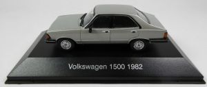 VOLKSWAGEN 1500 1982 grise berline 4 portes vendue sous blister