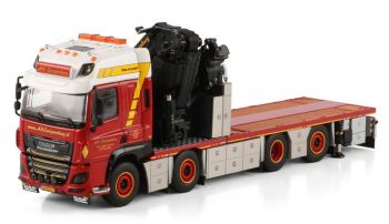 WSI01-4671 - DAF CF Space Cab MY2017 8x2 porteur plateau avec grue FASSI 1100 ALB.SWIJNENBURG