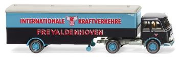 WIK051324 - MERCEDES 4x2 avec remorque fourgon 1 Essieux FREYALDENHOVEN