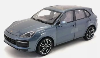 MNC110066070 - PORSCHE Cayenne Turbo S 2017 Bleu métallique