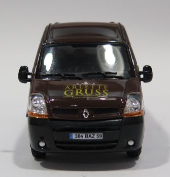 ELI113911 - RENAULT Master - Cirque Arlette GRUSS bordeaux