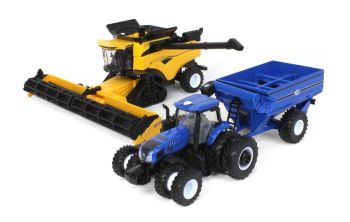 ERT13996 - Moissonneuse NEW HOLLAND CR8.90 SamrtTrax avec 2coupes et Tracteur NEW HOLLAND T8.410 avec remorque à grains J&M