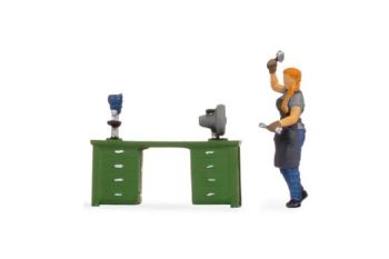 NOC16515 - Petites scènes – Au travail – Figurine avec bureau