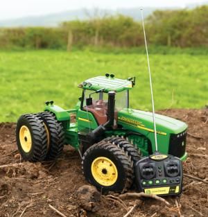 BRI42187 - JOHN DEERE 9420 Radiocommandé