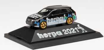 HER102179 - AUDI Q7 Noël HERPA 2021