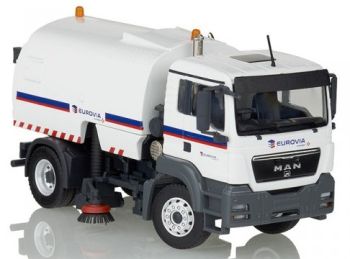 CON71212/01-L - MAN TGS Balayeuse de route "EUROVIA"