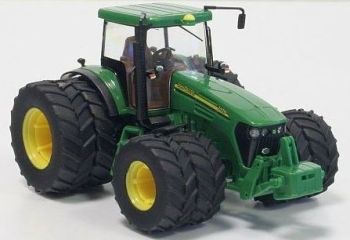 HER158770 - JOHN DEERE 7920 8 Roues Ech:1/87