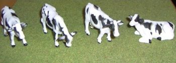 NFL74044N - Lot de 4 vaches Noires & Blanches
