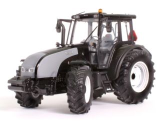 UH2742 - VALTRA T 190 BLACK DIAMOND Limitée à 2000 Exemplaires