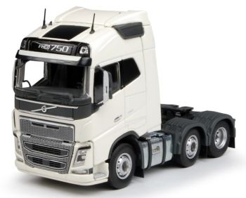 TEK63118 - VOLVO FH16 Globetrotter 6x2