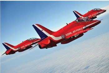 ITA1303 - Avion de chasse Hawk T1A Red Arrows à assembler et à peindre