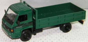 NZG445/02 - MERCEDES 800 LKW Ech:1/43 Vert