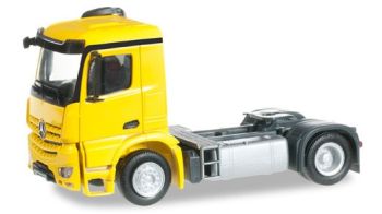 HER302418-003 - MERCEDES Arocs 4x2 "Jaune" Ech:1/87